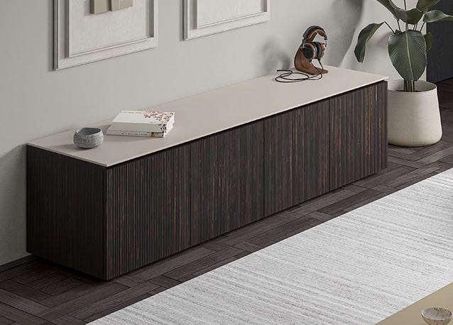 manhattan-maroEbony-whiteTop-247-upper3quarter-plvzBly (3)